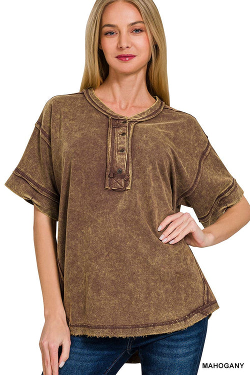 42POPS - `.Washed Raw Edge Detailed Button Closure Top