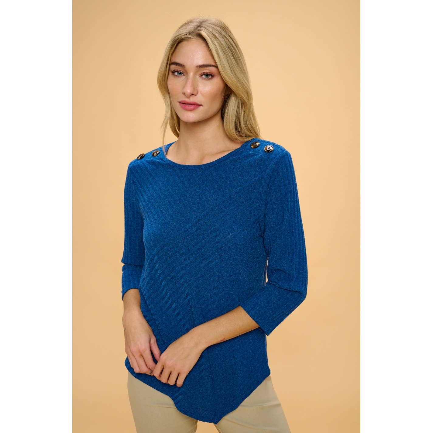 Perseption - SCOOP NECK BUTTON SHOULDER SWEATER