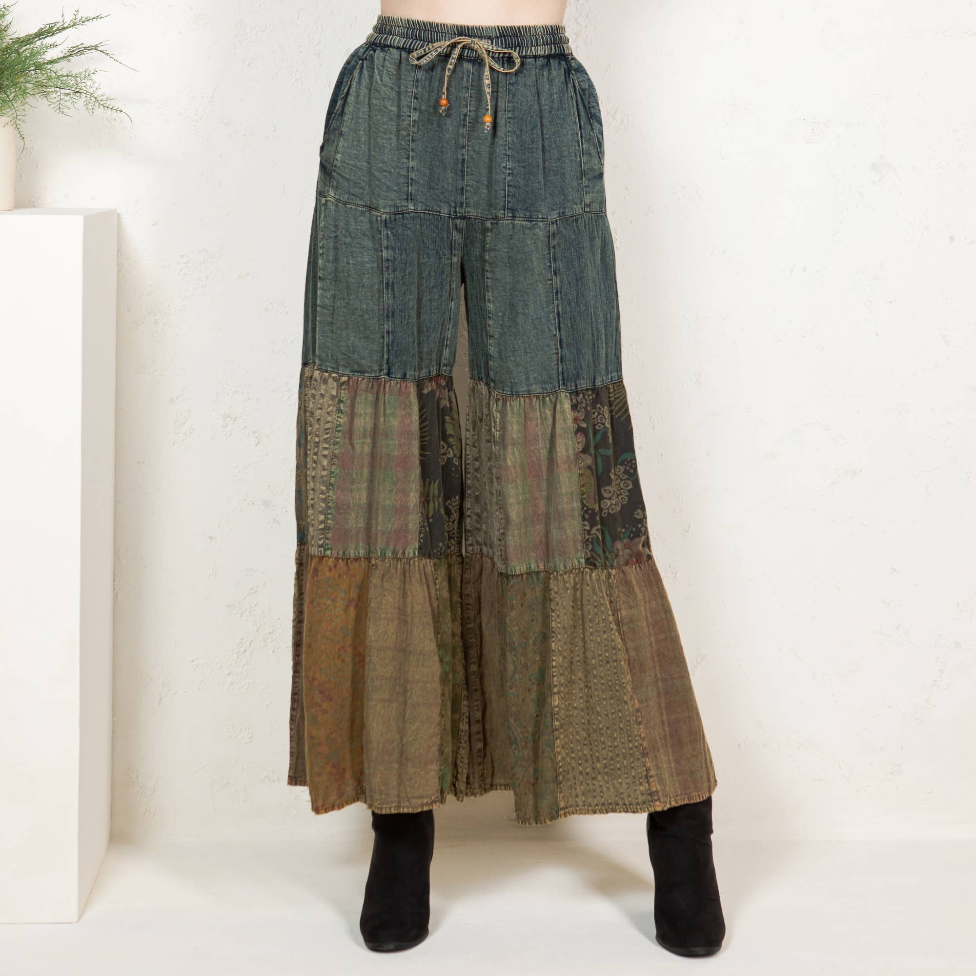 Young Threads - Boho chic Tiered Patch Inserted Denim &Knit Pants(New Color)