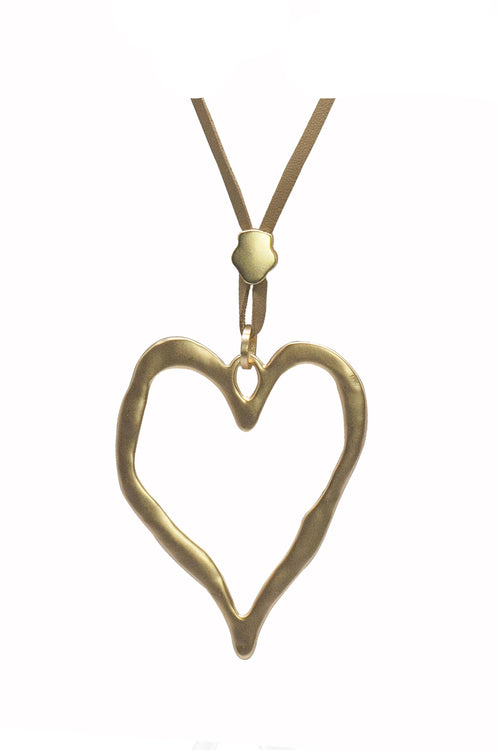 Ole - Hollow Heart Shaped Necklace