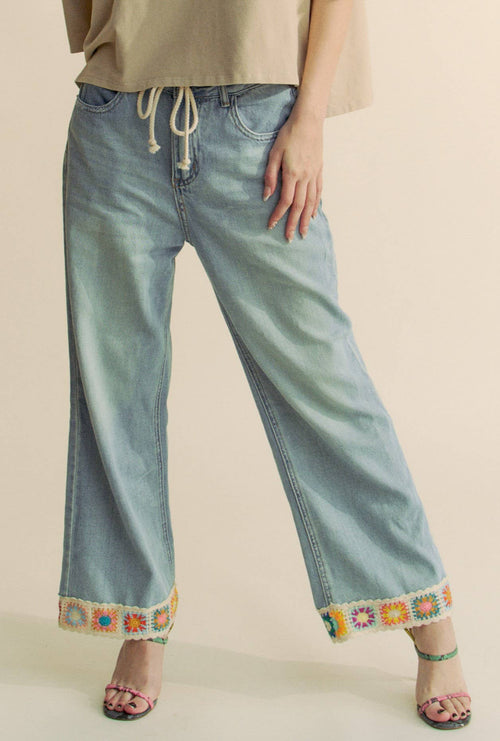Davi & Dani - CROCHET TRIM STRAIGHT LEG DENIM JEANS