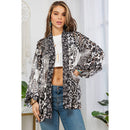 YOUNG THREADS - Embracing 60s Chic With A Western Kimono Top