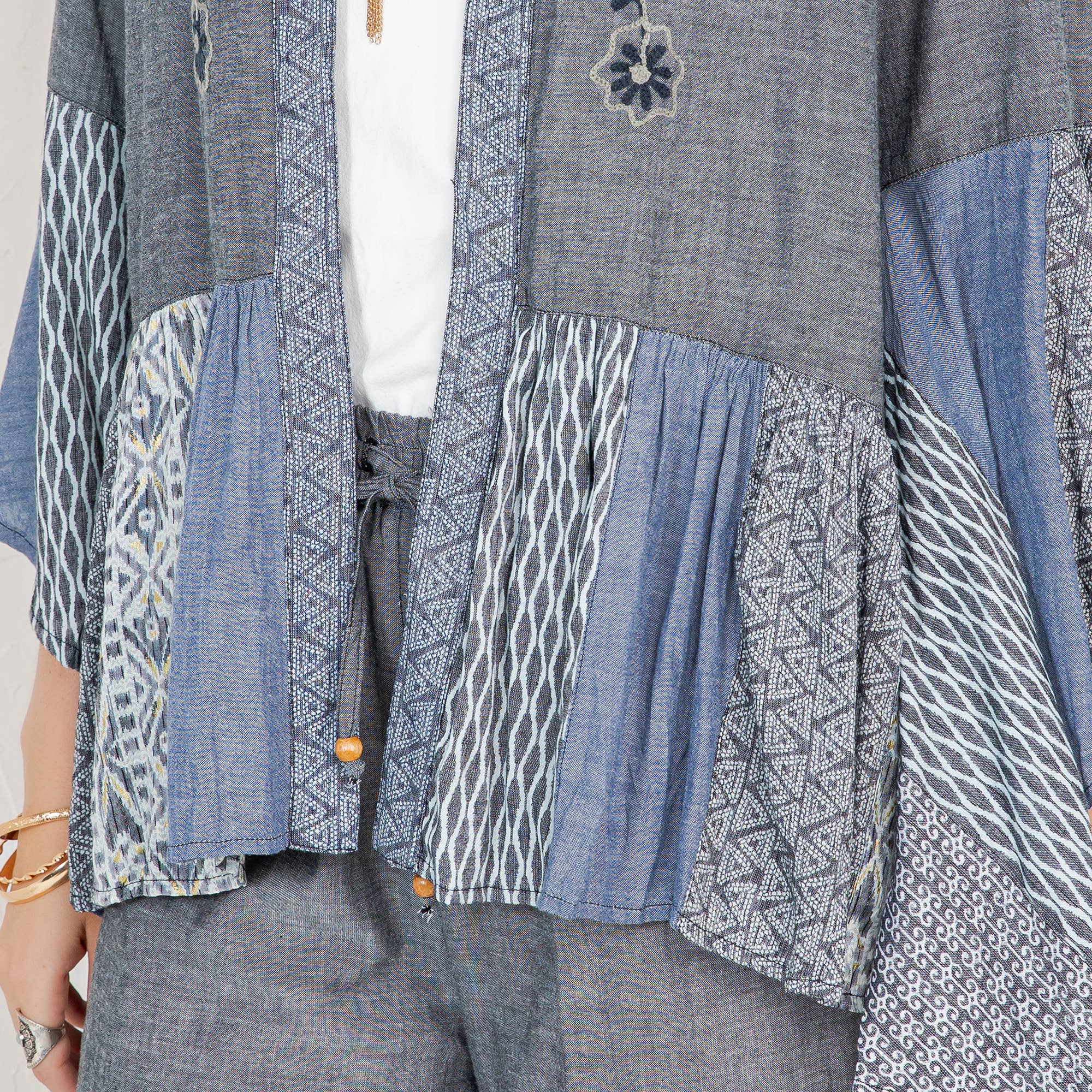 Young Threads - Boho Glam Set: Embroidered Kimono & Printed Knit Pants