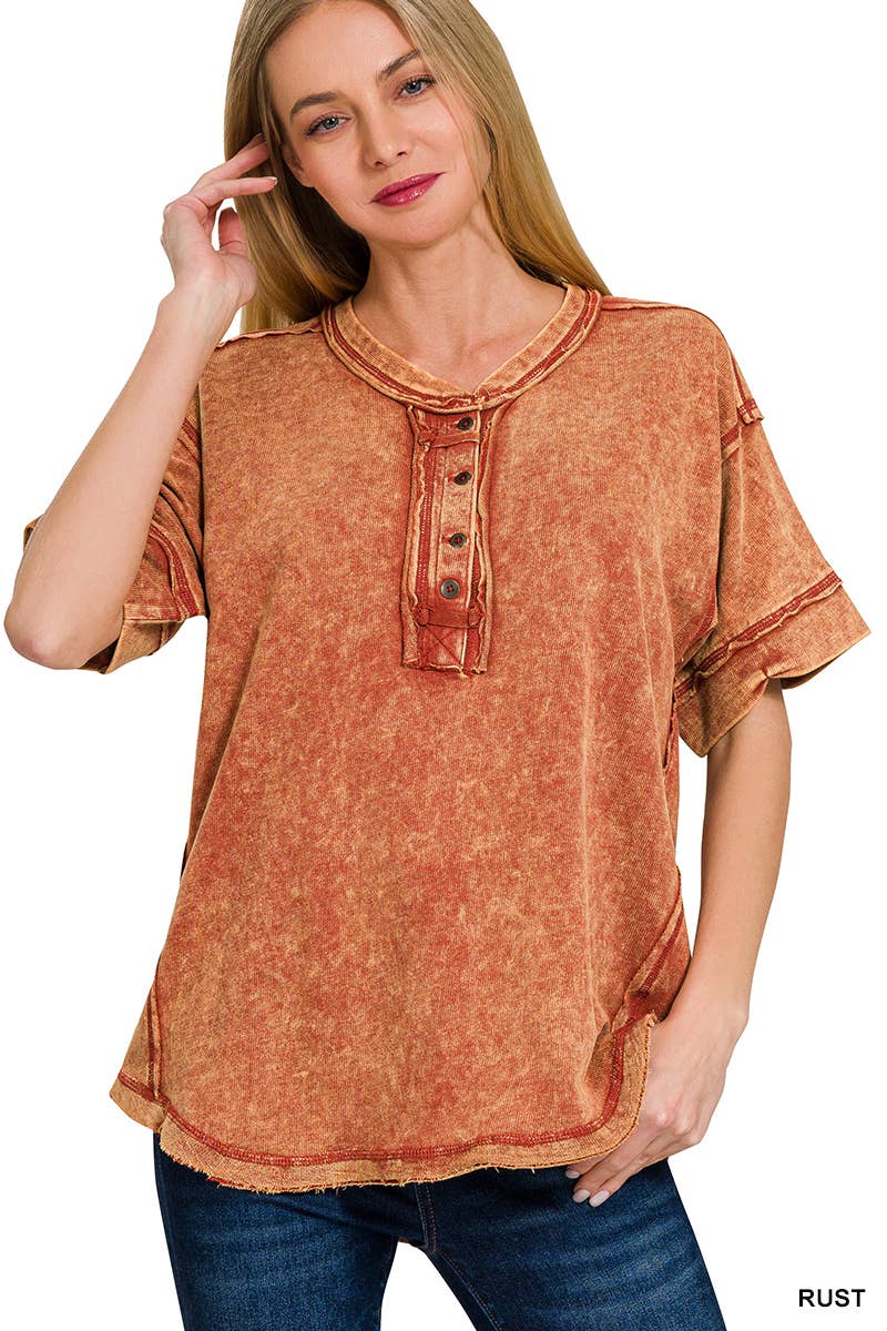 42POPS - `.Washed Raw Edge Detailed Button Closure Top