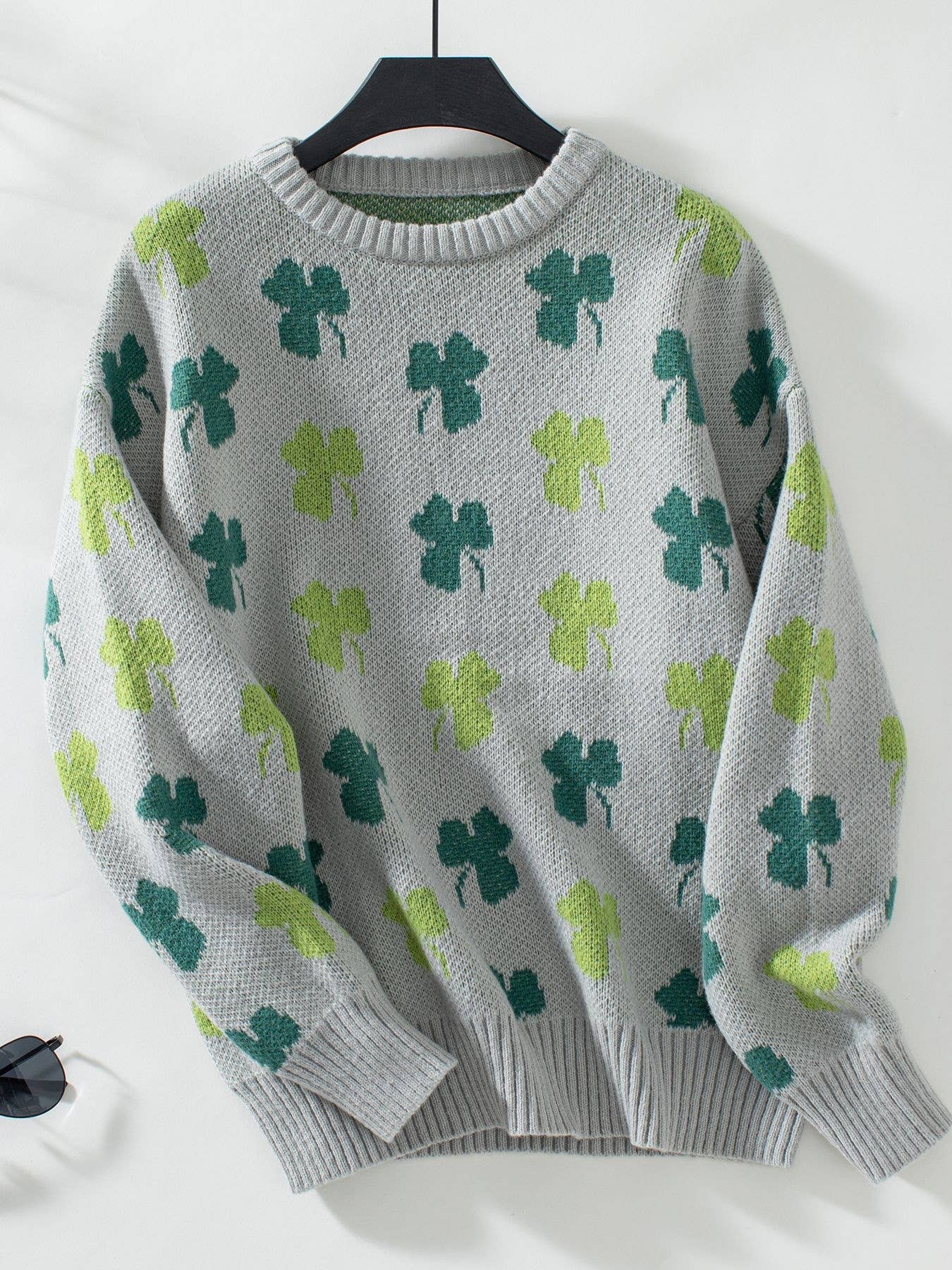 Hope & Sunshine - Clover Pattern Knit Pullover Sweater