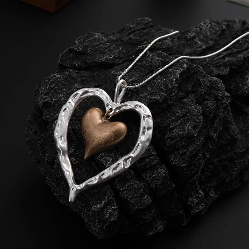 Ole - Double Heart Pendant Alloy Necklace