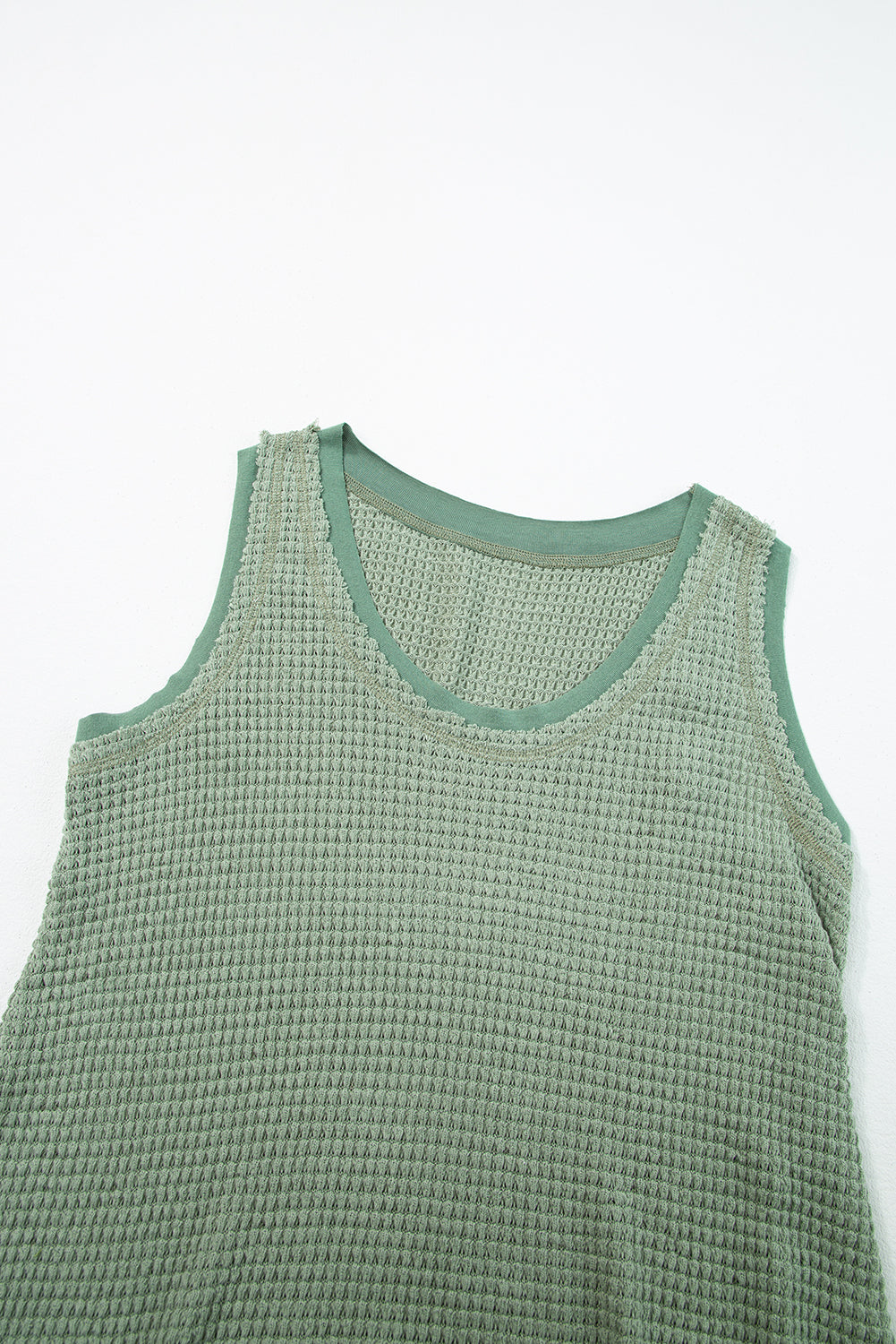 Black Scoop Neck Waffle Knit Splicing Flowy Vest