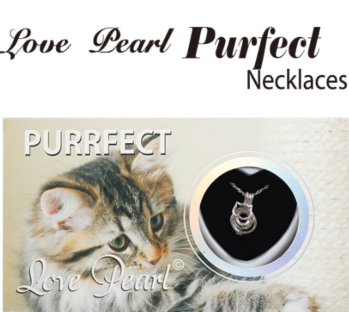 Love Pearl Cat Necklace