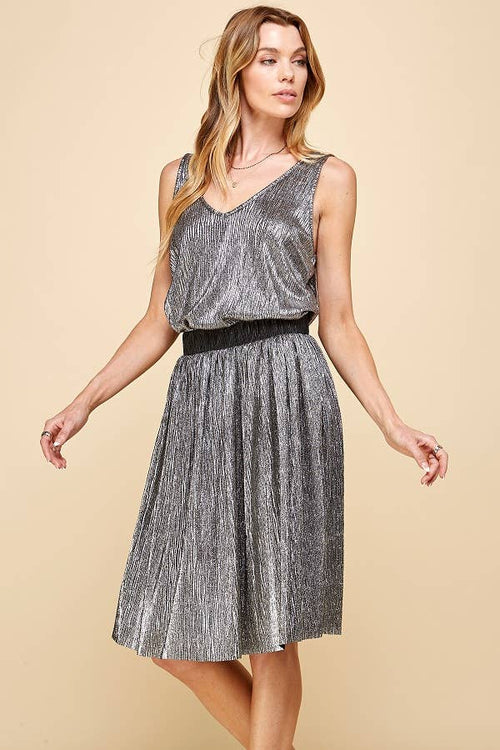 Shopin LA - SPT5228 - WOMEN METALLIC SHIMMER V NECK SLEEVELESS TOP