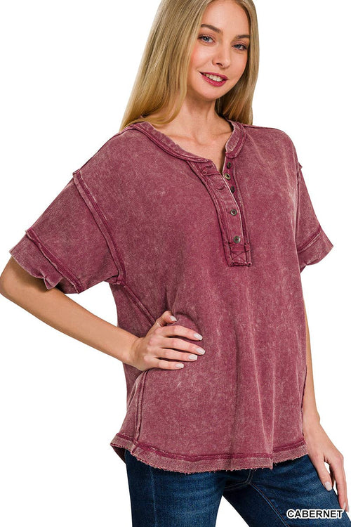 42POPS - .SI-26055 Washed Raw Edge Detailed Button Closure Top