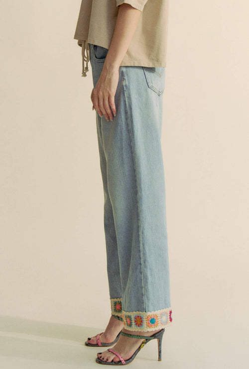 Davi & Dani - CROCHET TRIM STRAIGHT LEG DENIM JEANS
