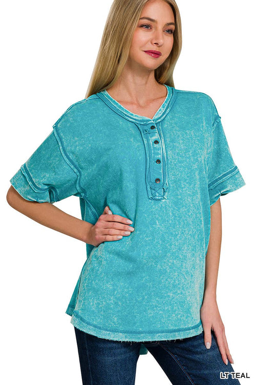 42POPS - `.Washed Raw Edge Detailed Button Closure Top