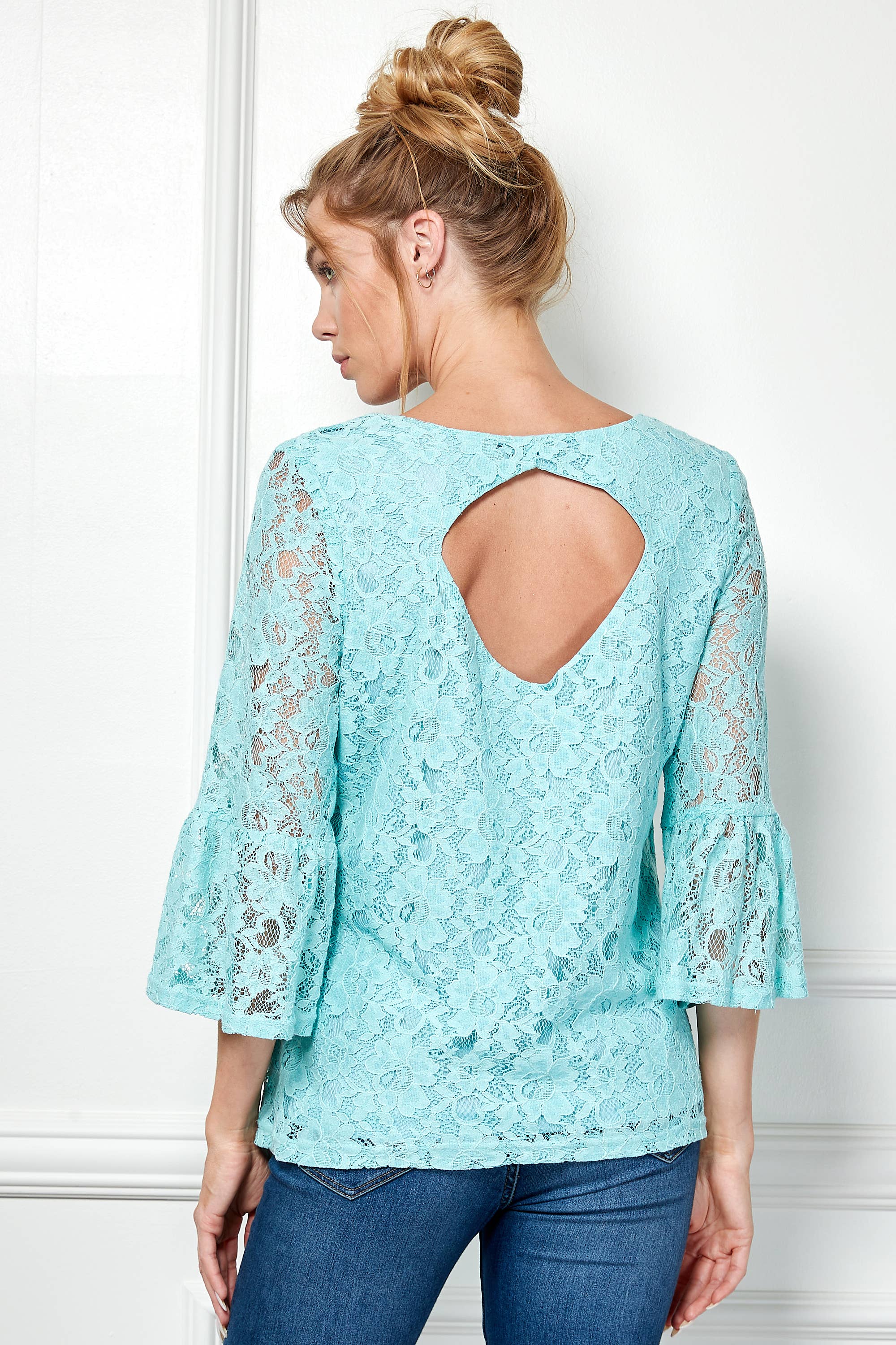Winslow Collection - V NECK ELBOW SLEEVE LACE TOP G9018250P