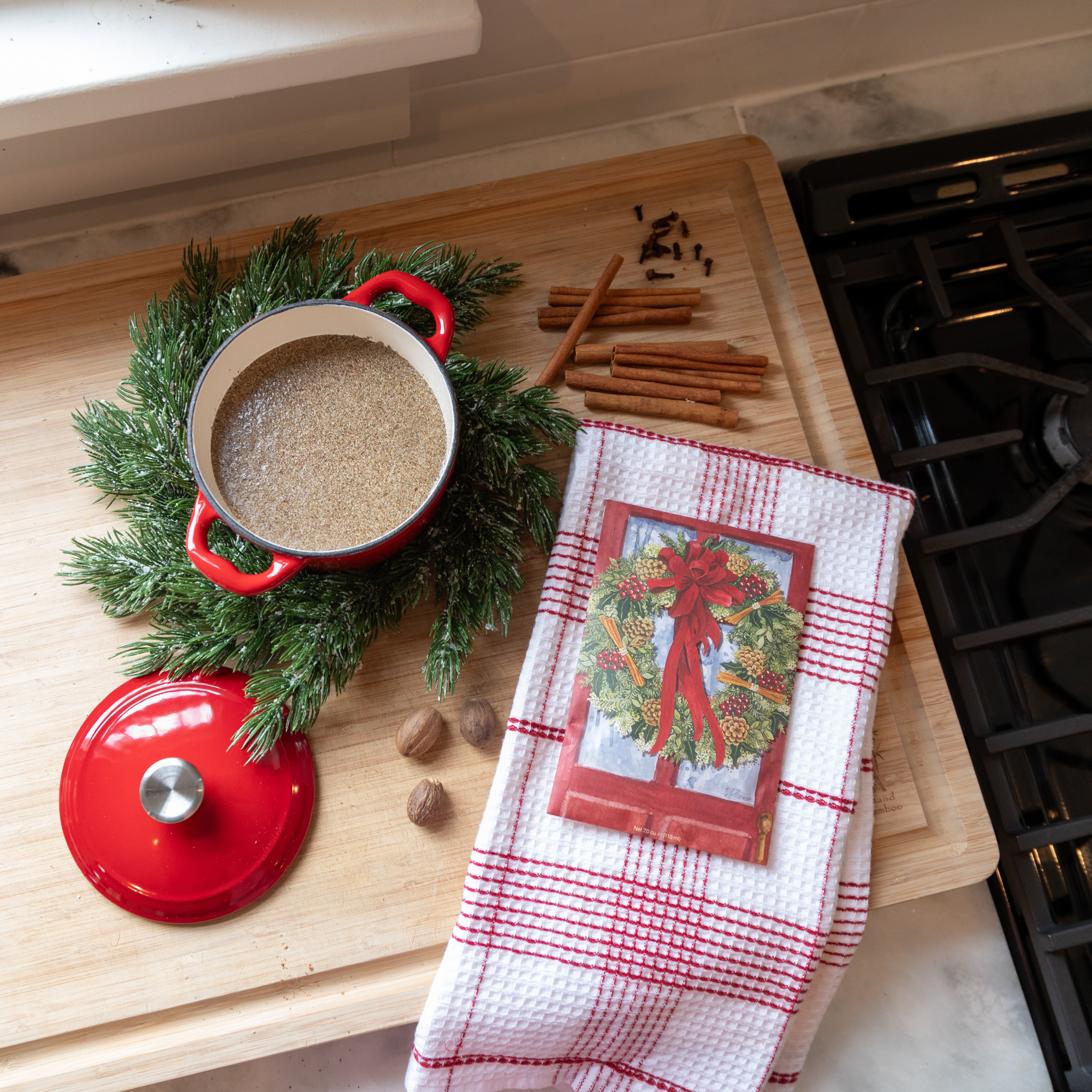 The Willowbrook Company - Fresh Scents | Red Door Wreath Sachets | Holiday, Christmas
