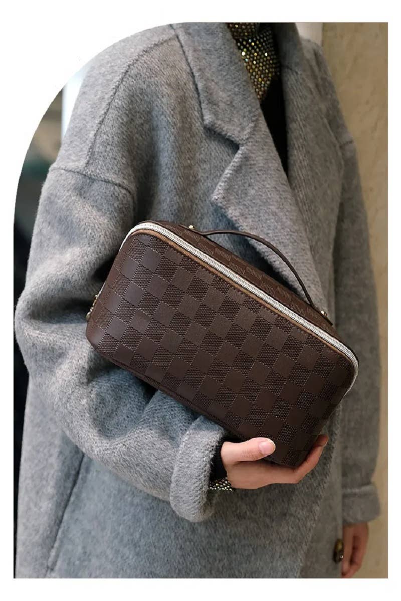 42POPS - ..SI-25928 Vegan Leather Checkered Makeup Bag