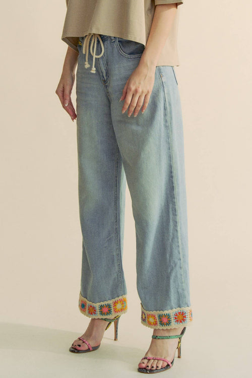 Davi & Dani - CROCHET TRIM STRAIGHT LEG DENIM JEANS