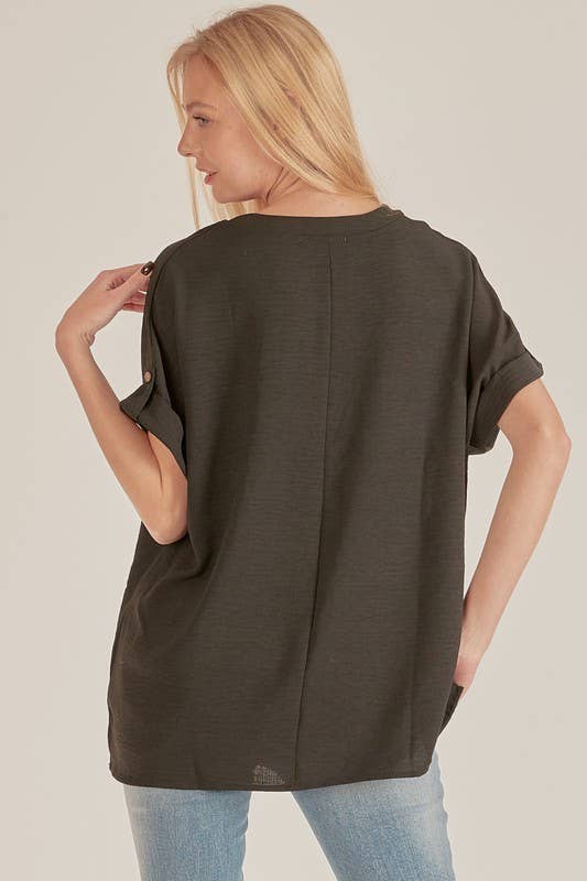 Shopin LA - SPT5211. WOMEN SHORT BUTTON SLEEVE FRONT SLIT LOOSE FIT TOP