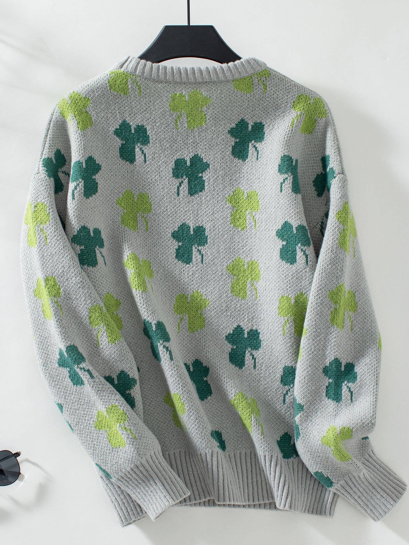 Hope & Sunshine - Clover Pattern Knit Pullover Sweater