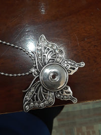 Stainless Steel Butterfly Crystal Sandy Snap Necklace