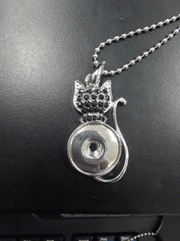 Stainless Steal Ball  Silver & Black Beaded Cat Sandy Snap