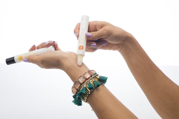 Mixologie Electric (Citrus Twist) - Perfume Rollerball (5 ML)