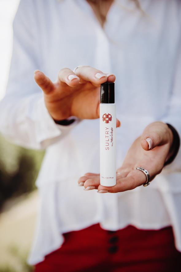 Mixologie Sultry (Wild Musk) - Perfume Rollerball (5 ML) **BEST SELLER!