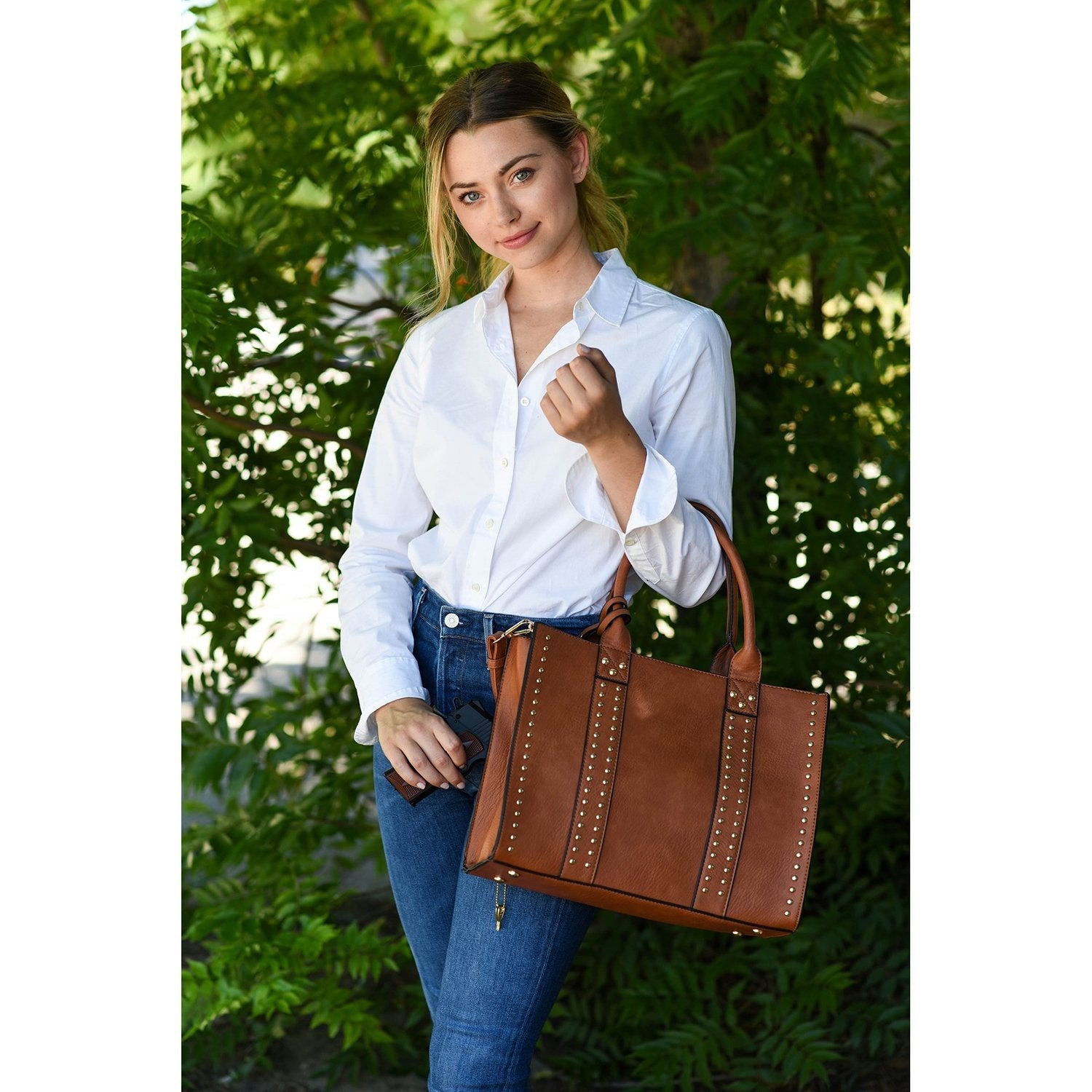 Jessie & James Kate Concealed Carry Lock and Key Satchel with Coin Pouch #C4032L