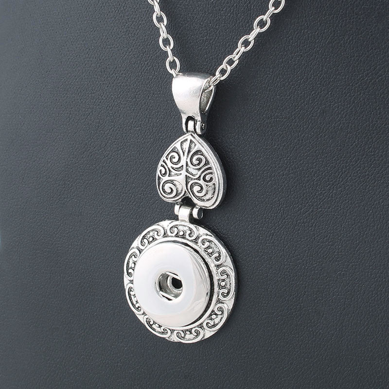 Circle Pendant & Vintage Heart Sandy Snap Interchangeable Charm Necklace